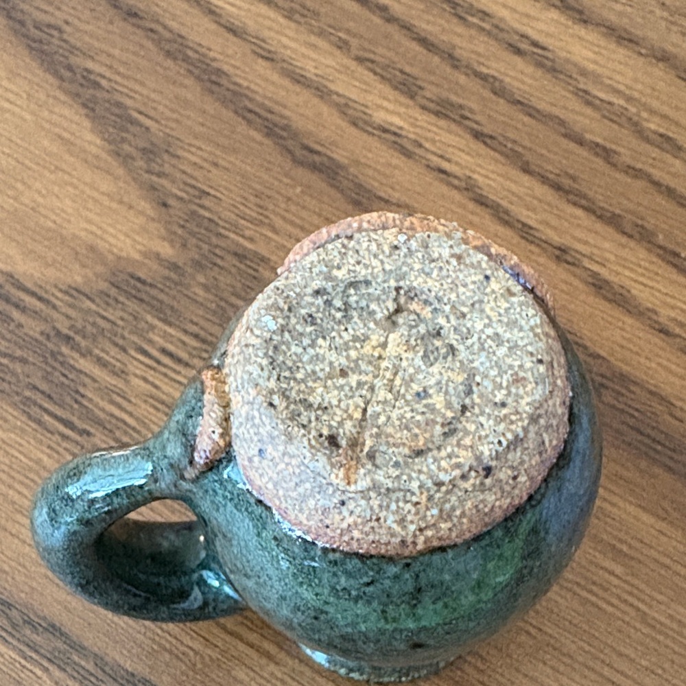 Robert Eakin mini ugly face mug - Picture 4 of 6